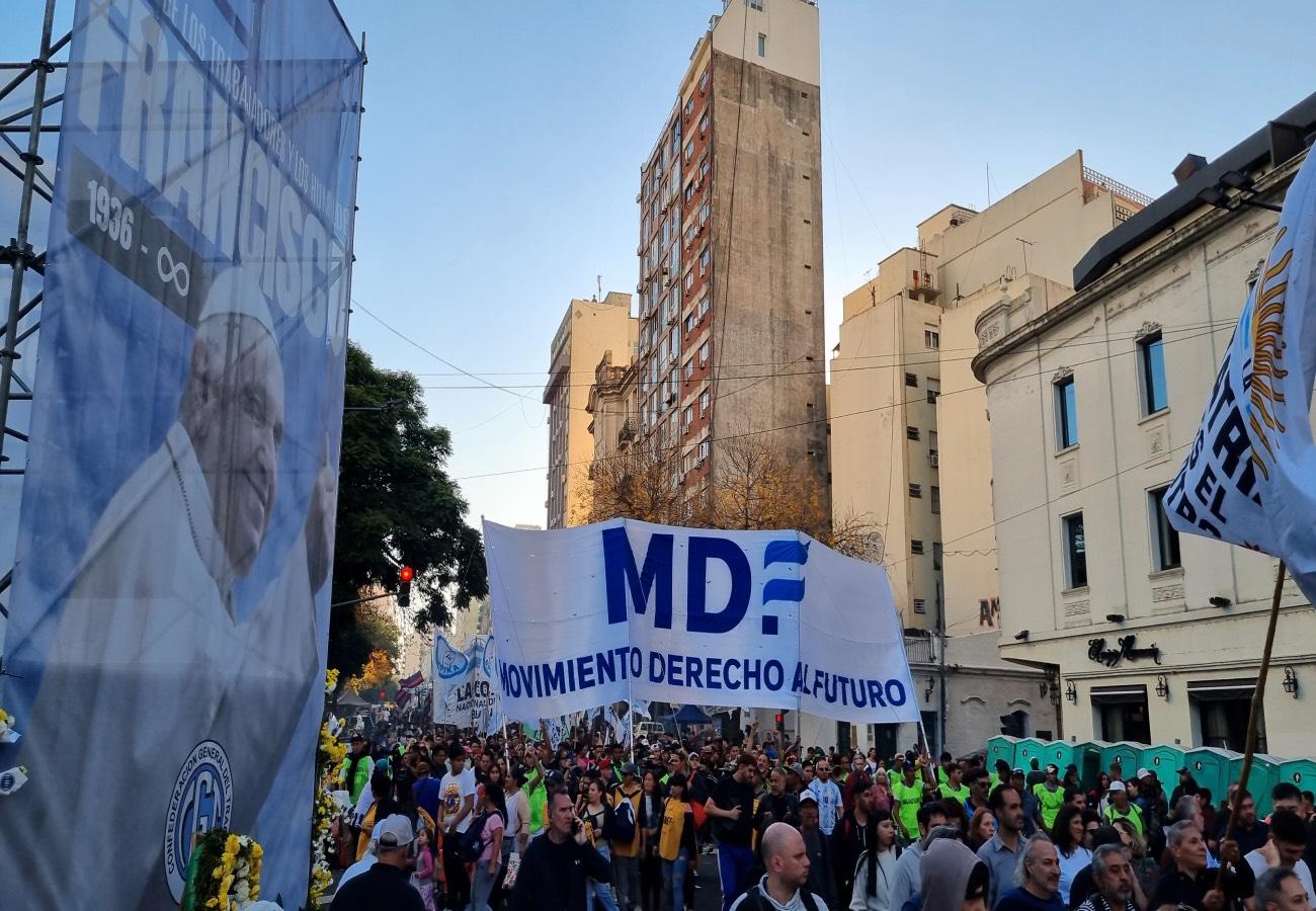 Imagen de Multitudinaria marcha del MDF junto al movimiento obrero por el Día del Trabajador